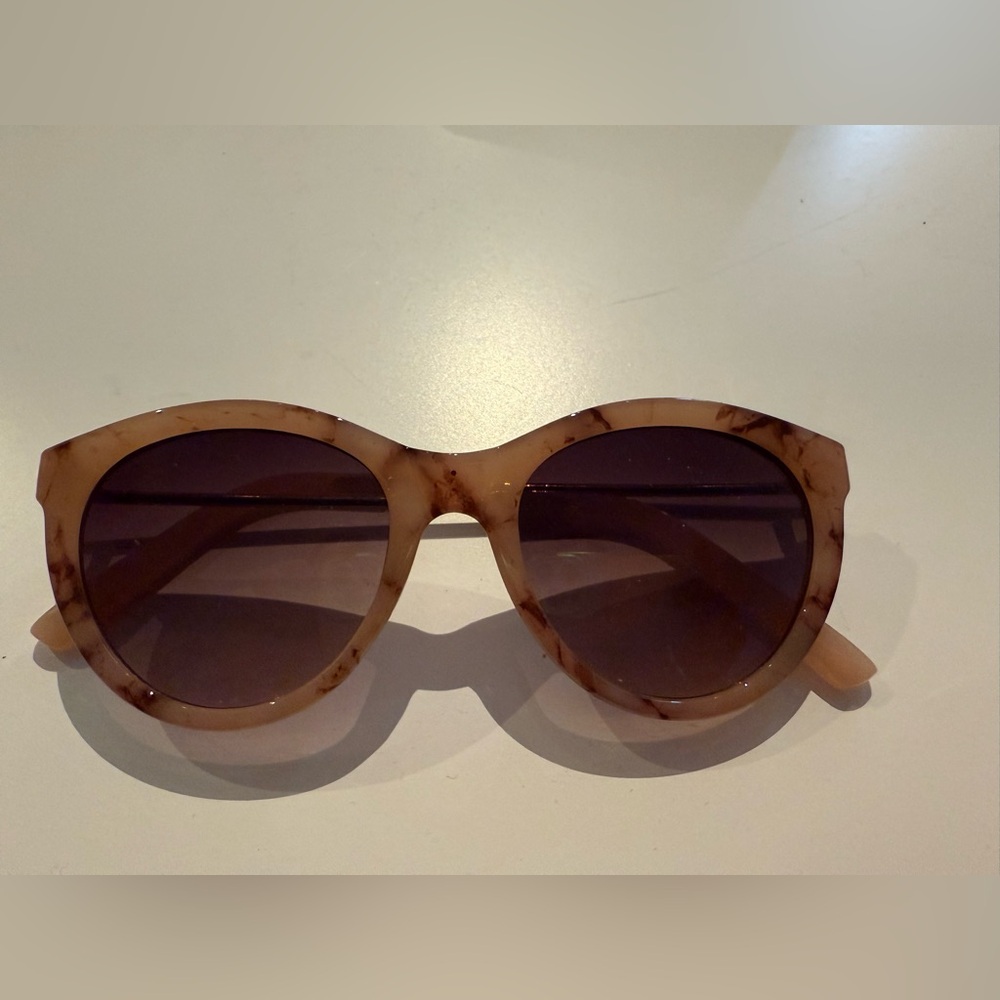 Stylish Brown Sunglasses